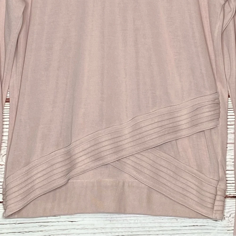Athleta Serenity Criss Cross Sweatshirt in Soft Pink Sz M - Picture 5 of 12